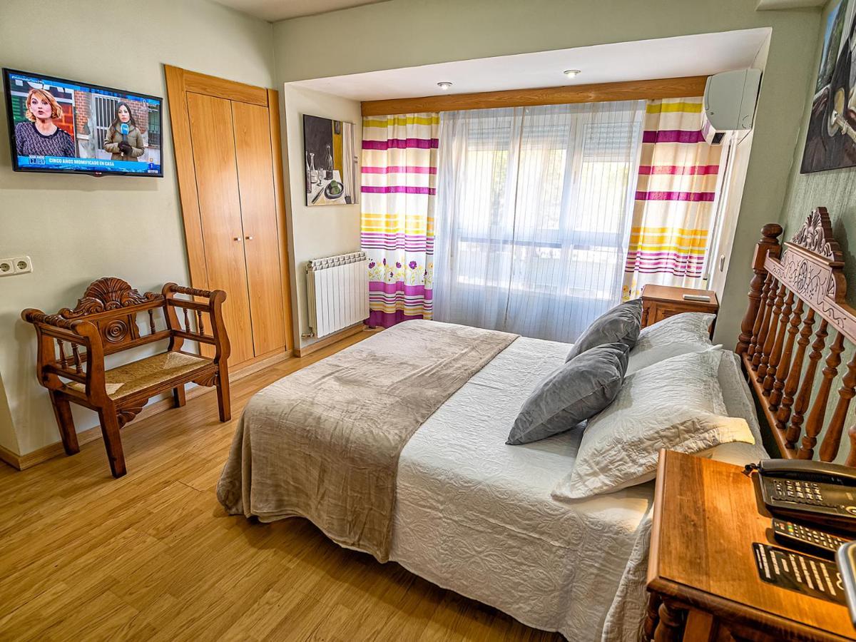 Hostal Real Aranjuez Exterior photo