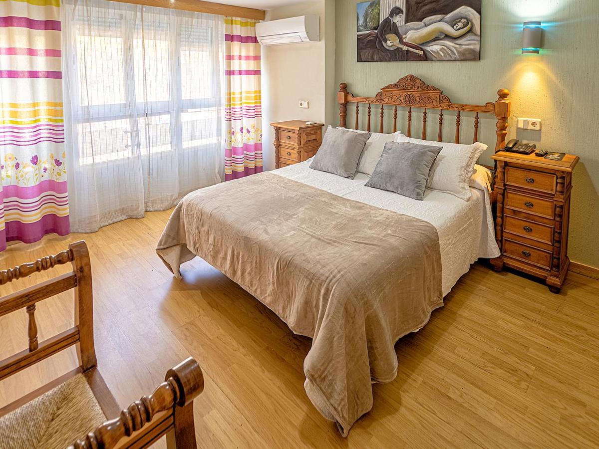 Hostal Real Aranjuez Exterior photo